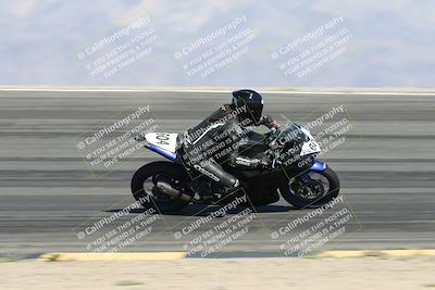 media/May-10-2025-Race Pace (Sat) [[db32fef2da]]/Vested/3-Bowl Set 1 (9am)/